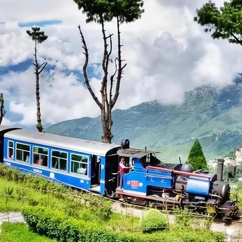 ২০০০০ টাকায় দার্জিলিং ও সিকিম ট্যুর প্ল্যান